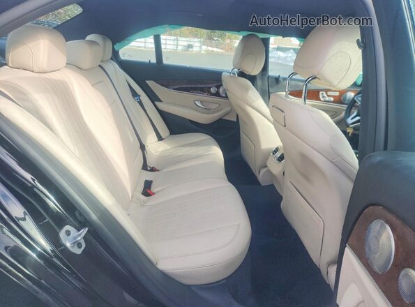 WDDZF4KB6KA596181 2019 MERCEDES-BENZ E Black Widok tylnych siedzeń