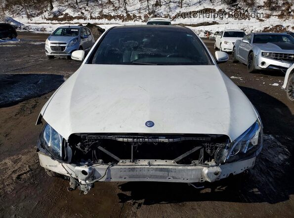 WDDZF4KB8HA201989 2017 MERCEDES-BENZ E White Widok z przodu