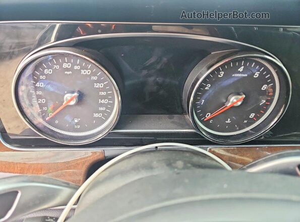 WDDZF4KBXHA215313 2017 MERCEDES-BENZ E Silver ხელსაწყოთა პანელის ხედი