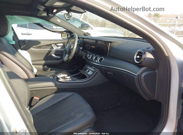 WDDZF8EBXLA742442 2020 MERCEDES-BENZ E-CLASS Silver Widok wnętrza z przodu