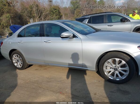 WDDZF8EBXLA742442 2020 MERCEDES-BENZ E-CLASS Silver Widok wnętrza z tyłu