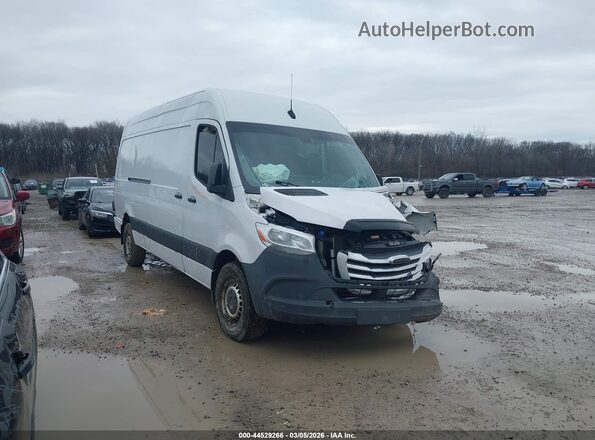 WDYPF1CD9KT003468 2019 FREIGHTLINER SPRINTER 2500 White Вид задньої частини салону