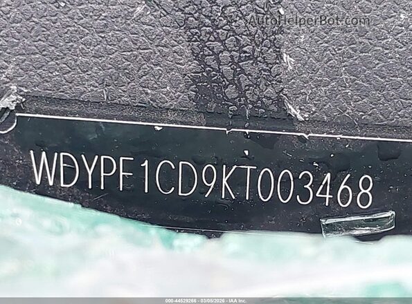 WDYPF1CD9KT003468 2019 FREIGHTLINER SPRINTER 2500 White Вид підкапотного простору