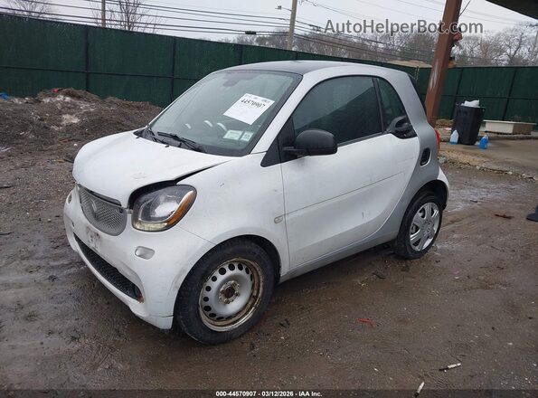 WMEFJ5DA0GK140072 2016 SMART FORTWO White წინა მარცხენა ხედი სამი მეოთხედიდან