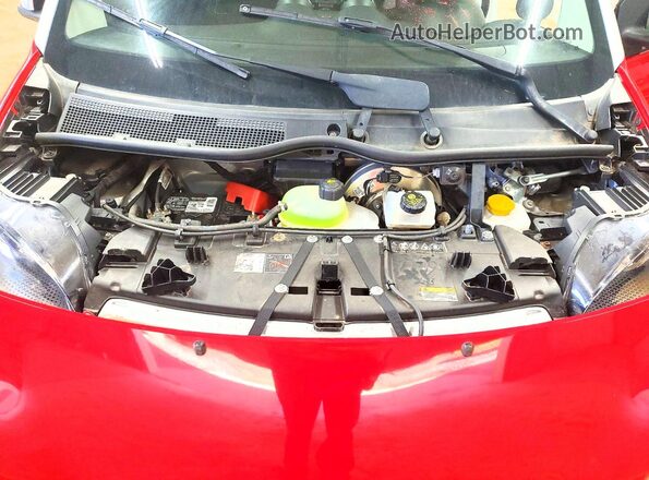 WMEFJ9BA9JK275648 2018 SMART FORTWO Silver Rear interior view