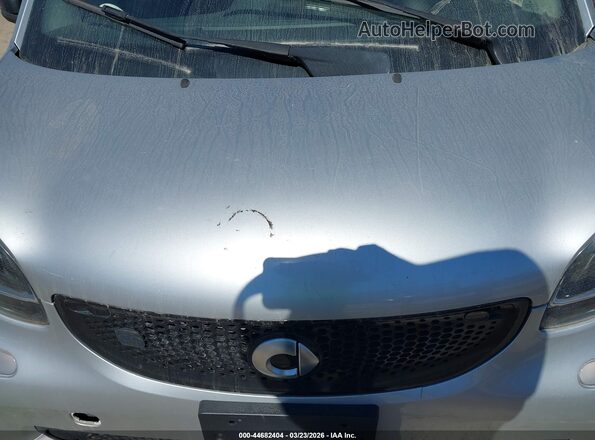 WMEFJ9BAXJK322654 2018 SMART FORTWO ELECTRIC DRIVE Silver Widok z tyłu