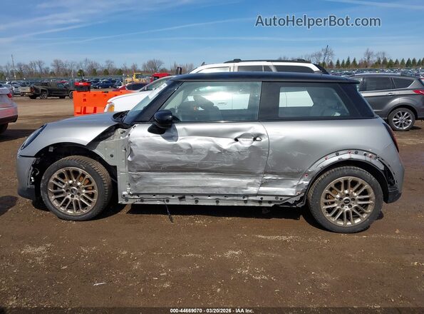 WMW13GD04S2W42742 2025 MINI HARDTOP Silver 360 interior view