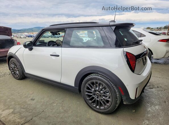 WMW23GD00S2X10068 2025 MINI COOPER White Հետևի ձախ