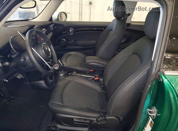 WMW33DH00P2T37912 2023 MINI COOPER Зеленый Вид салона спереди