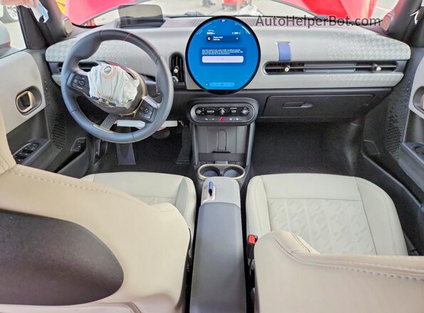 WMW43GD00S2X57657 2025 MINI COOPER Red Вид панелі приладів