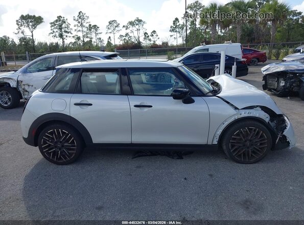 WMW43GD09S2W90900 2025 MINI HARDTOP Белый Панорамный вид салона 360°