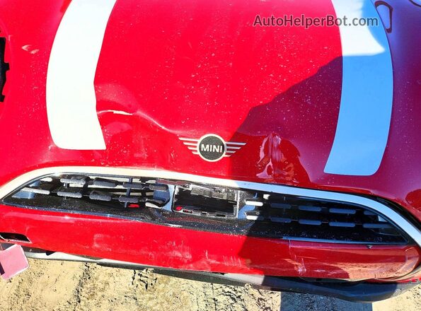 WMW43GD0XT2X81613 2026 MINI COOPER Red Вид задньої частини салону