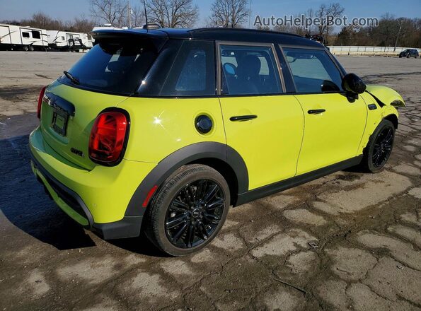 WMW53DK0XR2U57897 2024 MINI COOPER Green 