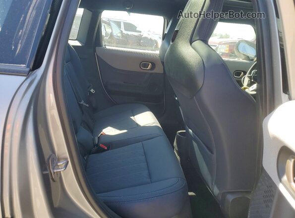 WMW53GD06S2X52418 2025 MINI COOPER Silver Вид задніх сидінь