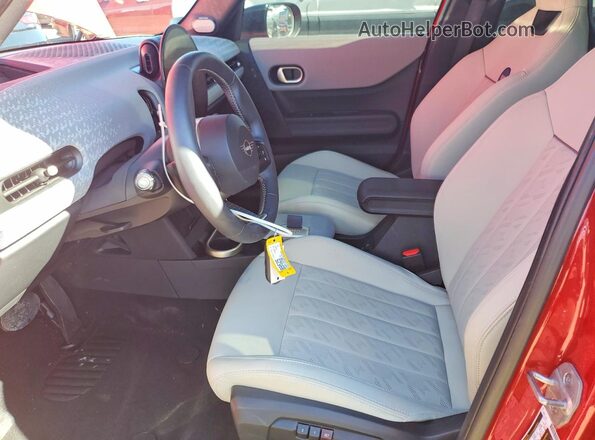 WMW53GD08S2W77933 2025 MINI COOPER Red Սալոնի դիմացի տեսք