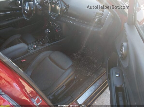 WMWLN9C59G2E47614 2016 MINI CLUBMAN Красный Вид салона спереди