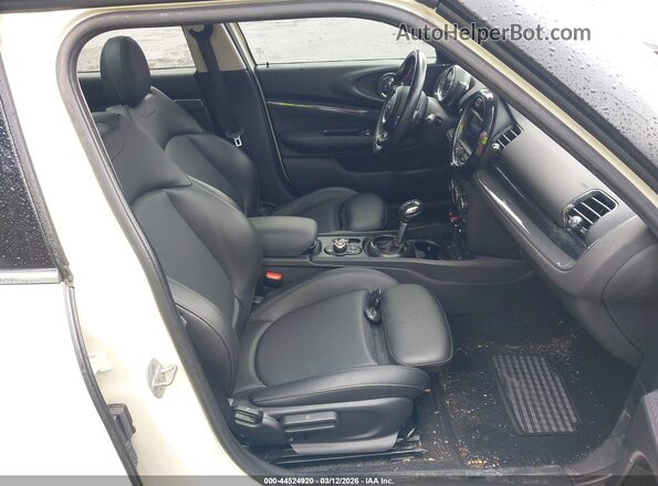 WMWLU5C50K2G05083 2019 MINI CLUBMAN Tan Вид салону спереду