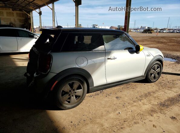 WMWXP3C02M2N72945 2021 MINI COOPER Silver Rear right