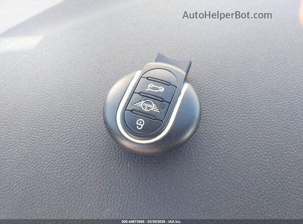 WMWXR3C06M2N76653 2021 MINI HARDTOP Silver Առջևի վահանակի տեսք