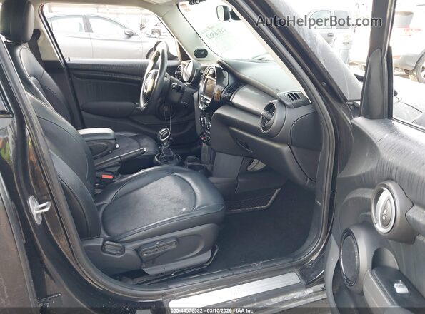 WMWXU1C3XH2F78377 2017 MINI HARDTOP Black Widok wnętrza z przodu