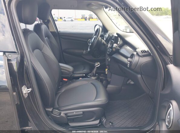 WMWXU1C56J2F81039 2018 MINI HARDTOP Black წინა სალონის ხედი