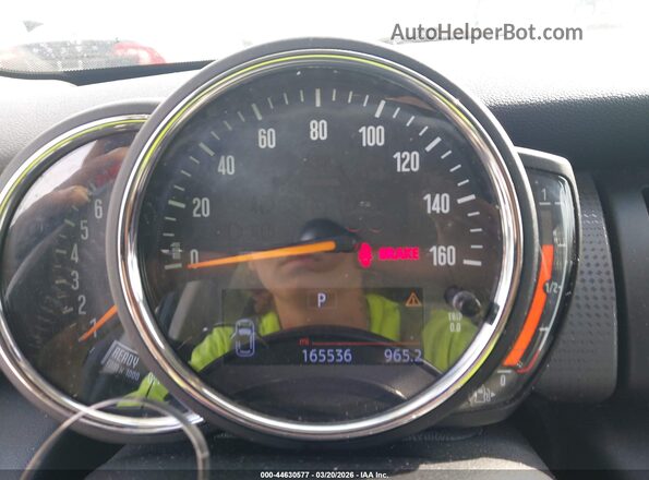 WMWXU1C57J2F79560 2018 MINI HARDTOP Cream Vista de los asientos traseros