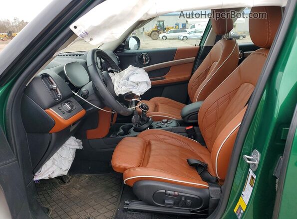 WMZ23BS04P3P51717 2023 MINI COOPER Green Vista interior delantera