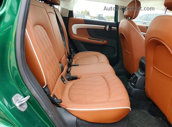WMZ23BS04P3P51717 2023 MINI COOPER Green Vista de los asientos traseros