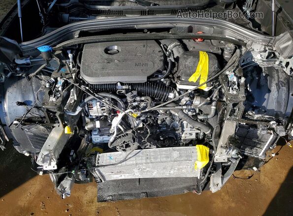 WMZ23GA03T7T82253 2026 MINI COUNTRYMAN Gray უკანა სალონის ხედი