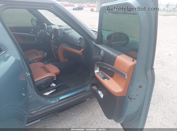 WMZ53BR08P3R29440 2023 MINI COUNTRYMAN Gray Front interior view