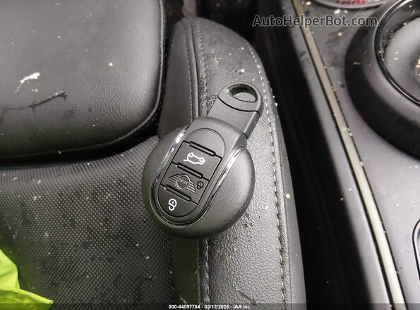 WMZ83BR03R3R57419 2024 MINI COUNTRYMAN Синий Вид панели приборов