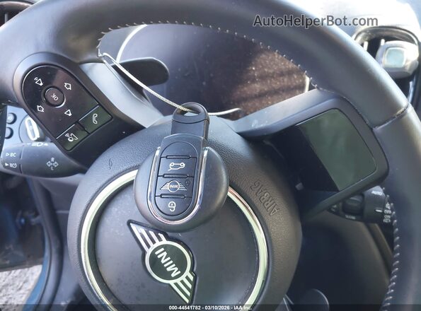 WMZ83BR08P3P96594 2023 MINI COUNTRYMAN Синий Вид панели приборов