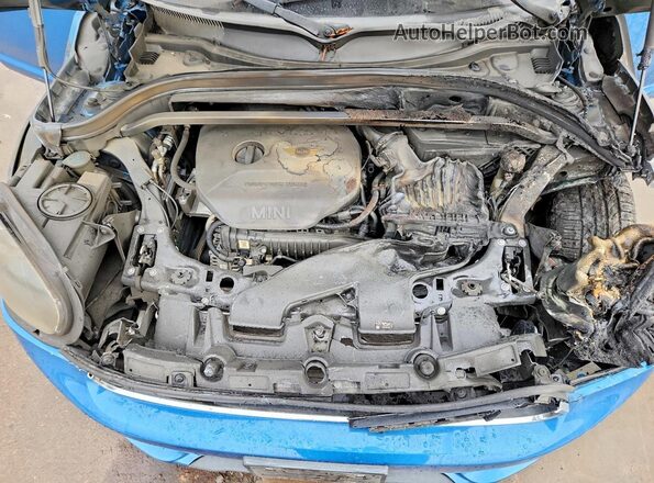 WMZYS7C31H3E06801 2017 MINI COOPER Blue Widok wnętrza z tyłu
