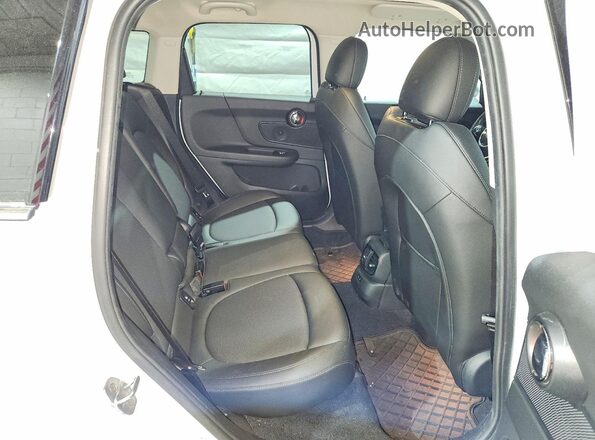 WMZYV5C53K3F58406 2019 MINI COOPER White Вид задніх сидінь