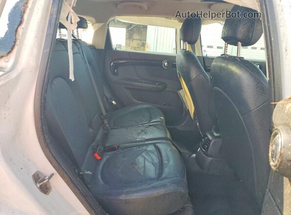 WMZYV5C53K3F58423 2019 MINI COOPER White Widok tylnych siedzeń