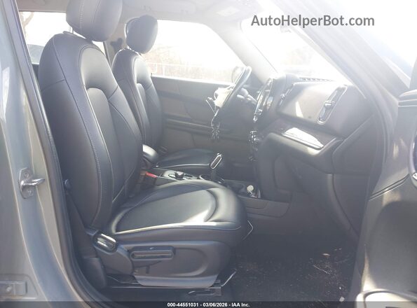WMZYW3C04L3L10640 2020 MINI COUNTRYMAN Gray Սալոնի դիմացի տեսք