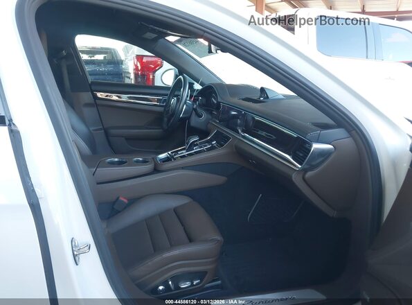 WP0AA2A76KL100677 2019 PORSCHE PANAMERA White 