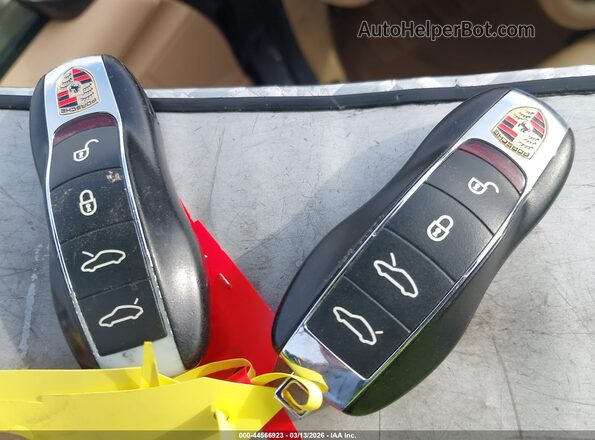 WP0AA2A87GK170789 2016 PORSCHE CAYMAN Pewter Vista del salpicadero