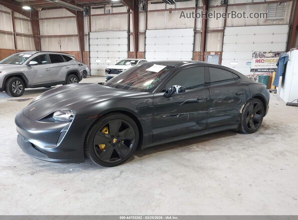 WP0AA2Y13NSA16038 2022 PORSCHE TAYCAN Черный Передняя левая четверть