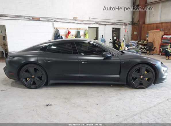 WP0AA2Y13NSA16038 2022 PORSCHE TAYCAN Черный Вид задней части салона