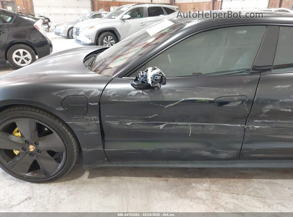 WP0AA2Y13NSA16038 2022 PORSCHE TAYCAN Черный 