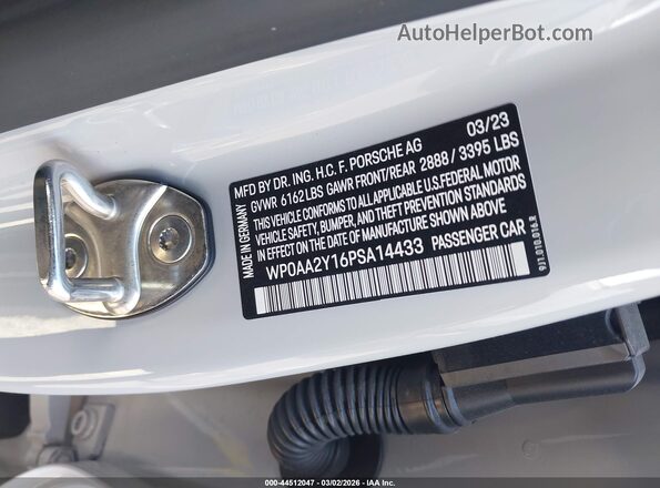 WP0AA2Y16PSA14433 2023 PORSCHE TAYCAN Silver Vista del compartimento del motor