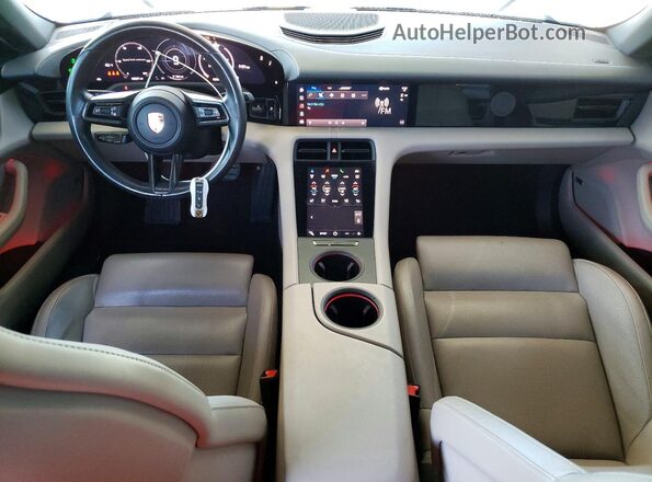 WP0AA2Y19MSA14714 2021 PORSCHE TAYCAN Белый Вид панели приборов