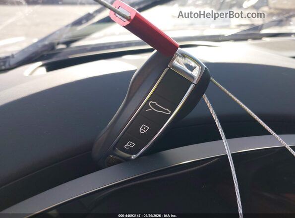 WP0AA2YA3SL012543 2025 PORSCHE PANAMERA Gray Առջևի վահանակի տեսք