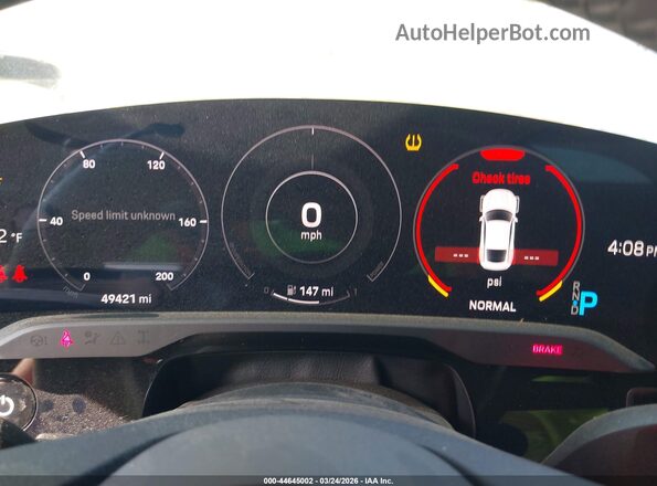 WP0AB2Y10LSA52019 2020 PORSCHE TAYCAN White Widok tylnych siedzeń