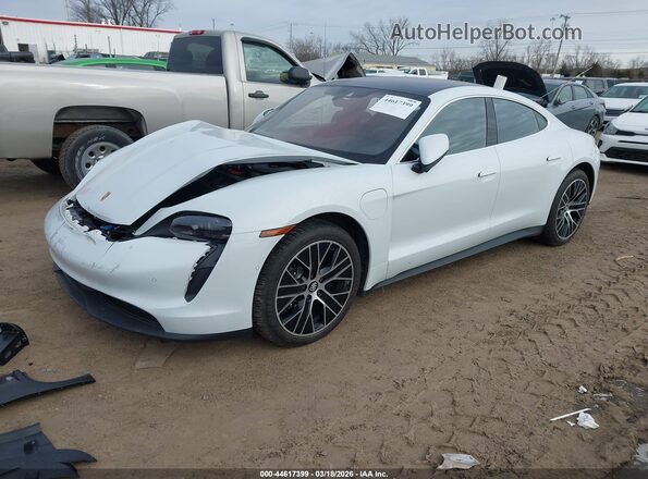 WP0AB2Y10MSA45380 2021 PORSCHE TAYCAN White Vista tres cuartos delantera izquierda