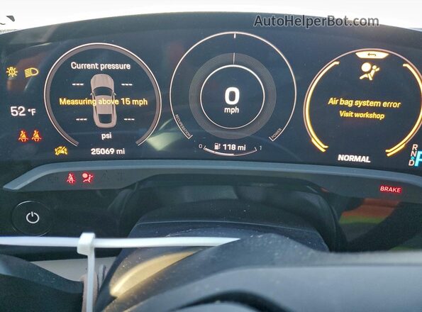 WP0AB2Y11LSA50117 2020 PORSCHE TAYCAN Blue ხელსაწყოთა პანელის ხედი