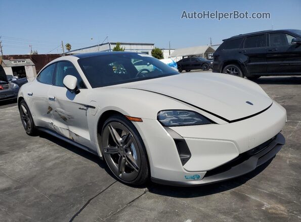 WP0AC2Y17SSA55222 2025 PORSCHE TAYCAN Silver Przód prawy