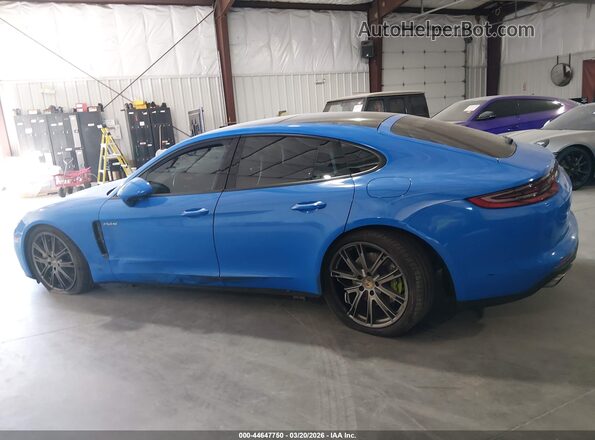 WP0AE2A73LL132265 2020 PORSCHE PANAMERA Blue Vista interior trasera