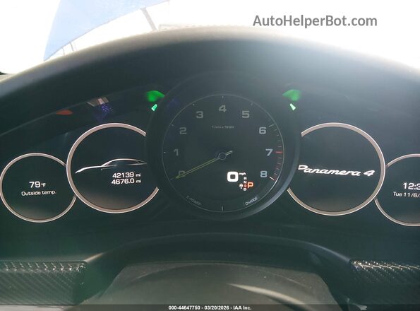 WP0AE2A73LL132265 2020 PORSCHE PANAMERA Blue Vista de los asientos traseros